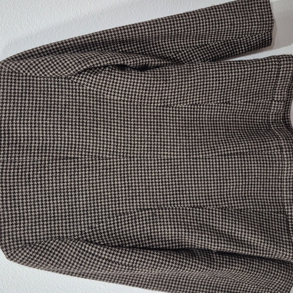 Eddie Bauer Women's Houndstooth Blazer 100% Wool. Black and Brown Size 6. - Picture 7 of 13